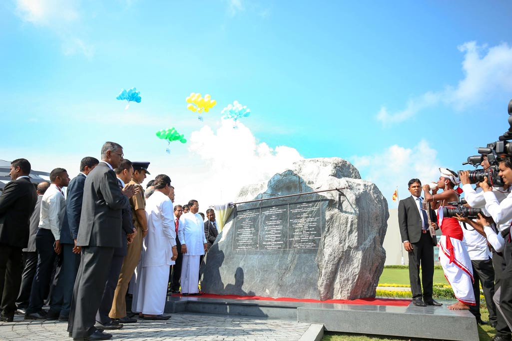 Having unveiled the plaque amidst pomp and pageantry